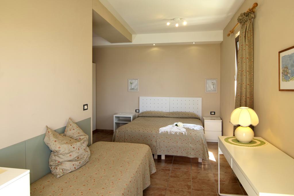 Hotel Mariano Gargnano Kültér fotó